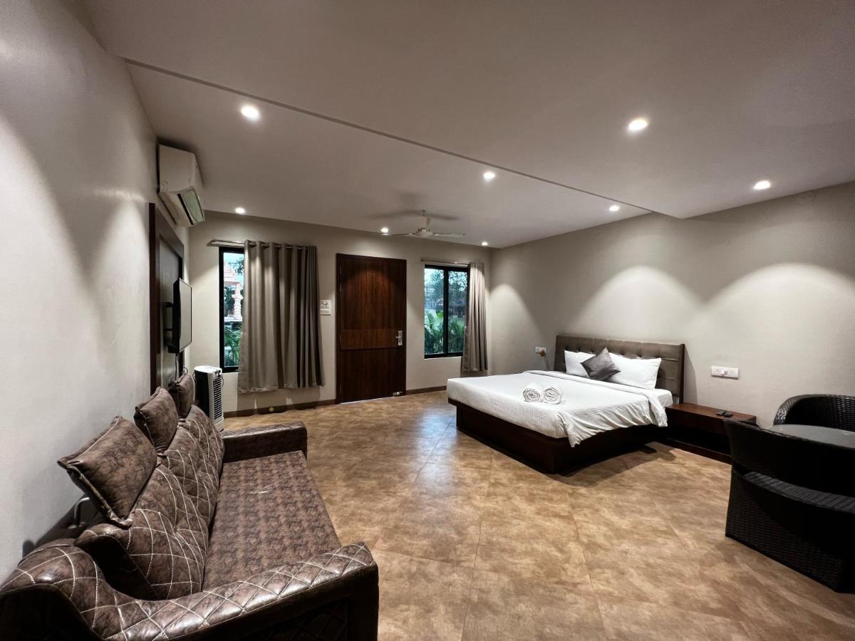 Paramount Riverfront Resort & Spa, Karjat Esterno foto
