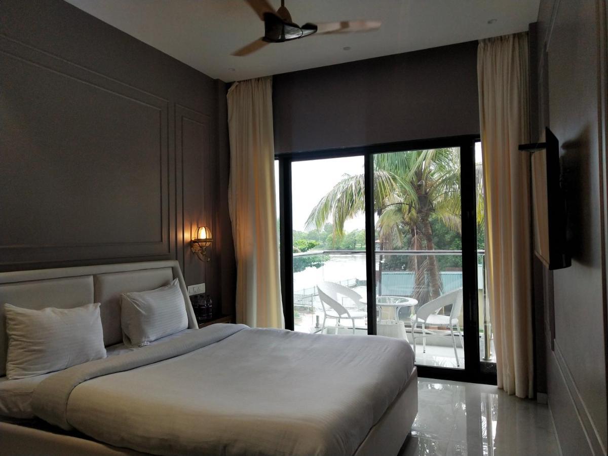 Paramount Riverfront Resort & Spa, Karjat Esterno foto