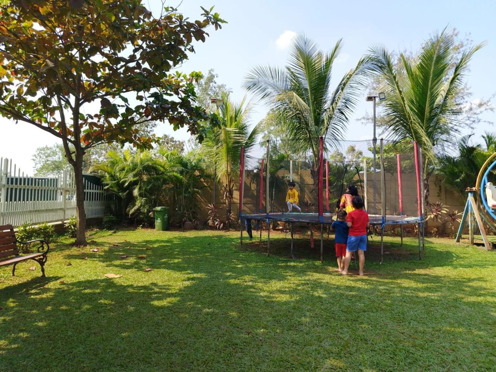 Paramount Riverfront Resort & Spa, Karjat Esterno foto